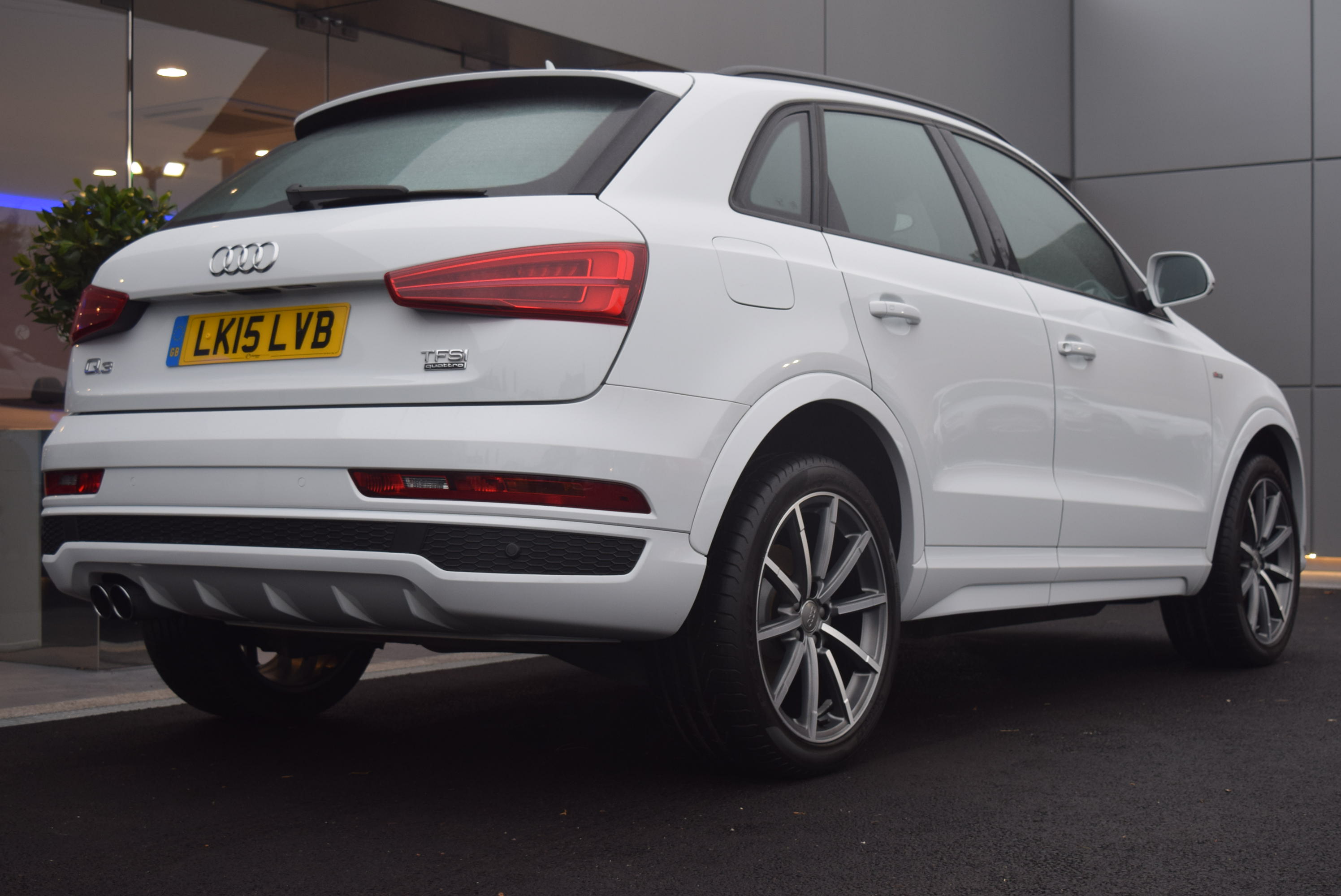 AUDI Q3 2.0T FSI Quattro S Line 5dr S Tronic For Sale