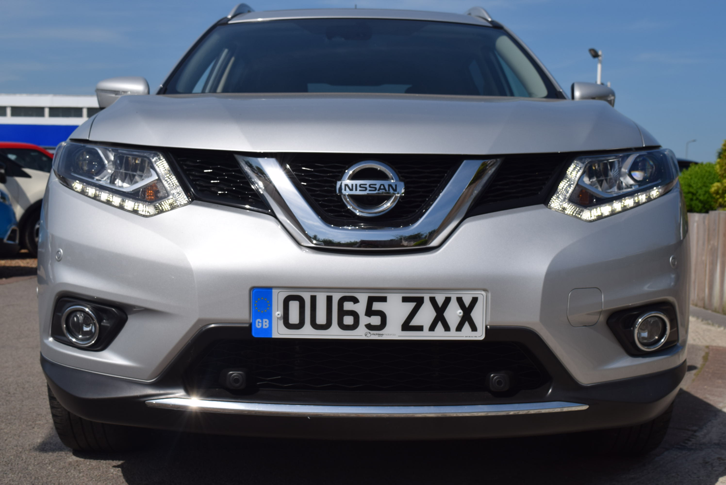 NISSAN XTRAIL 1.6 dCi Tekna 5dr Xtronic For Sale Richlee Motor Co. Ltd