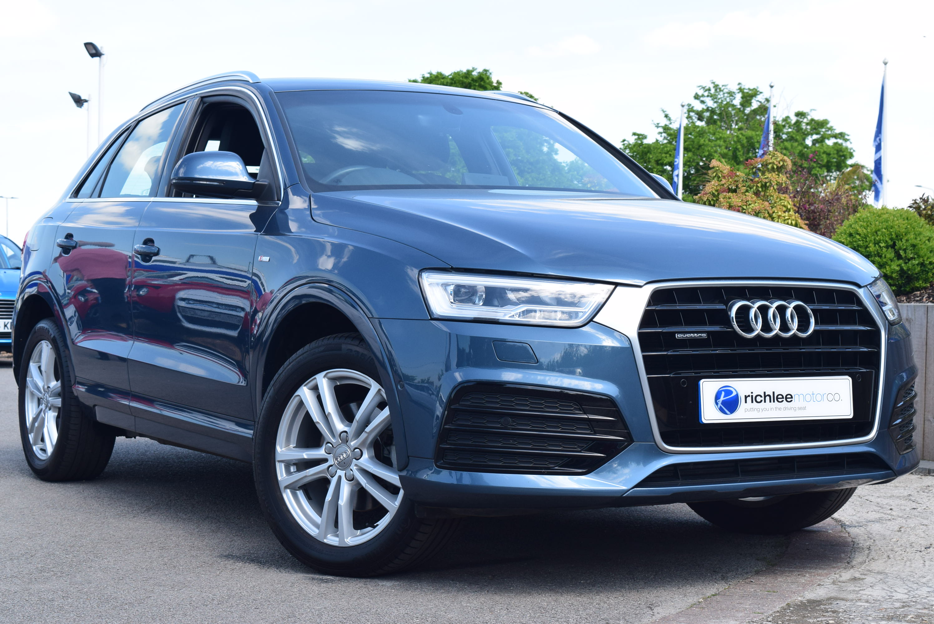 AUDI Q3 2.0T FSI Quattro S Line 5dr S Tronic For Sale