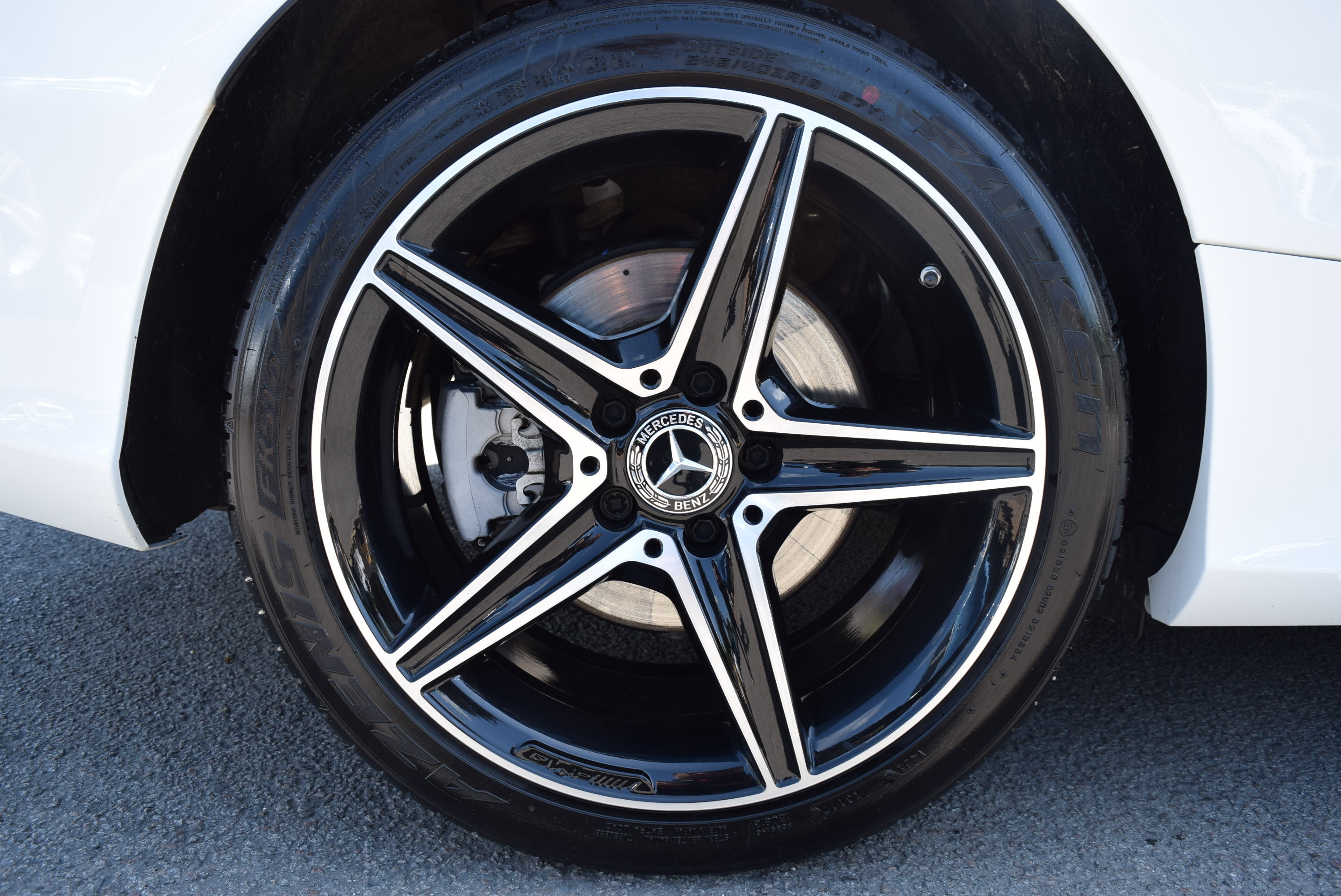 MERCEDES-BENZ C CLASS C220d 4Matic AMG Line Premium 2dr Auto For Sale