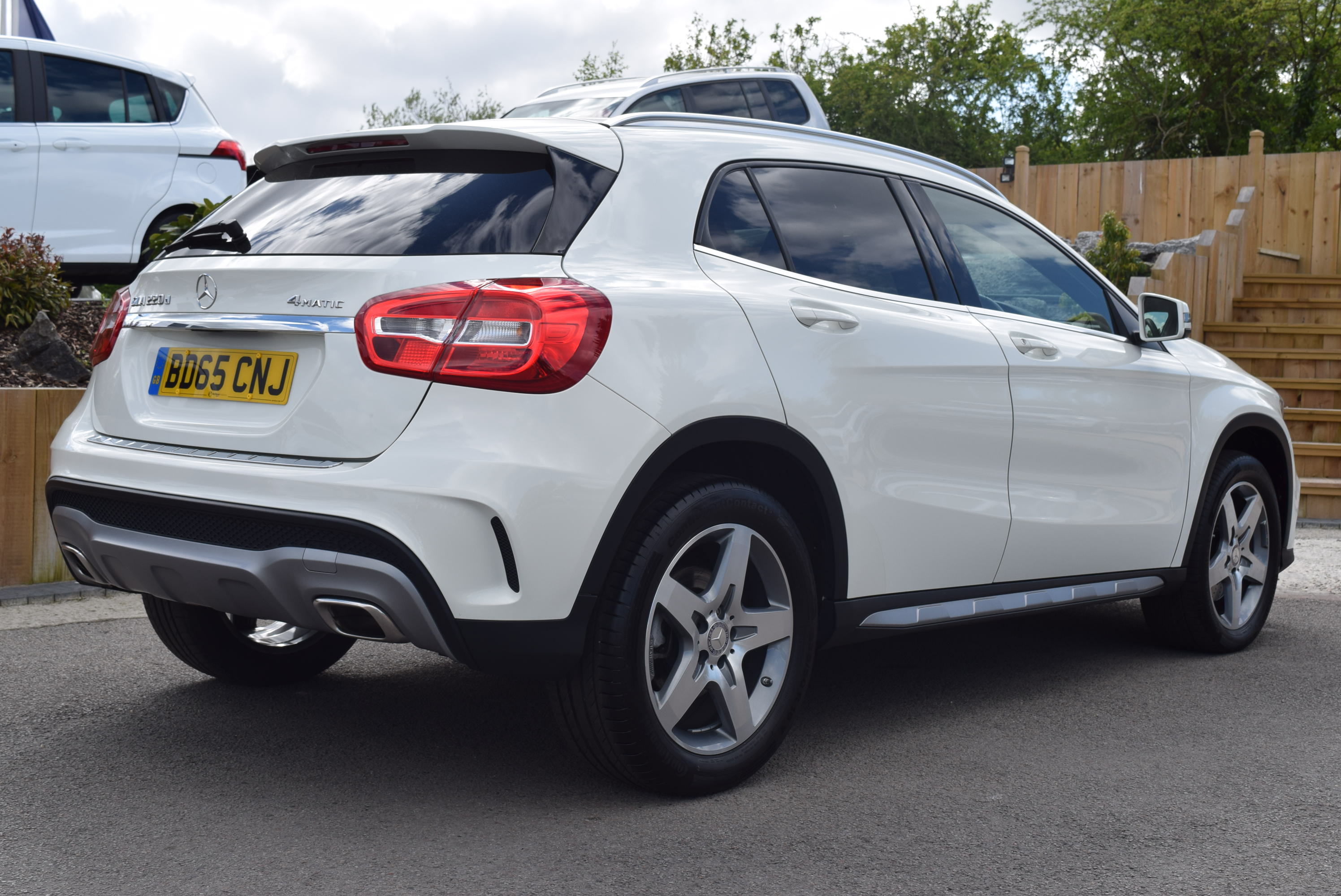 MERCEDES-BENZ GLA CLASS GLA 220d 4Matic AMG Line 5dr Auto For Sale
