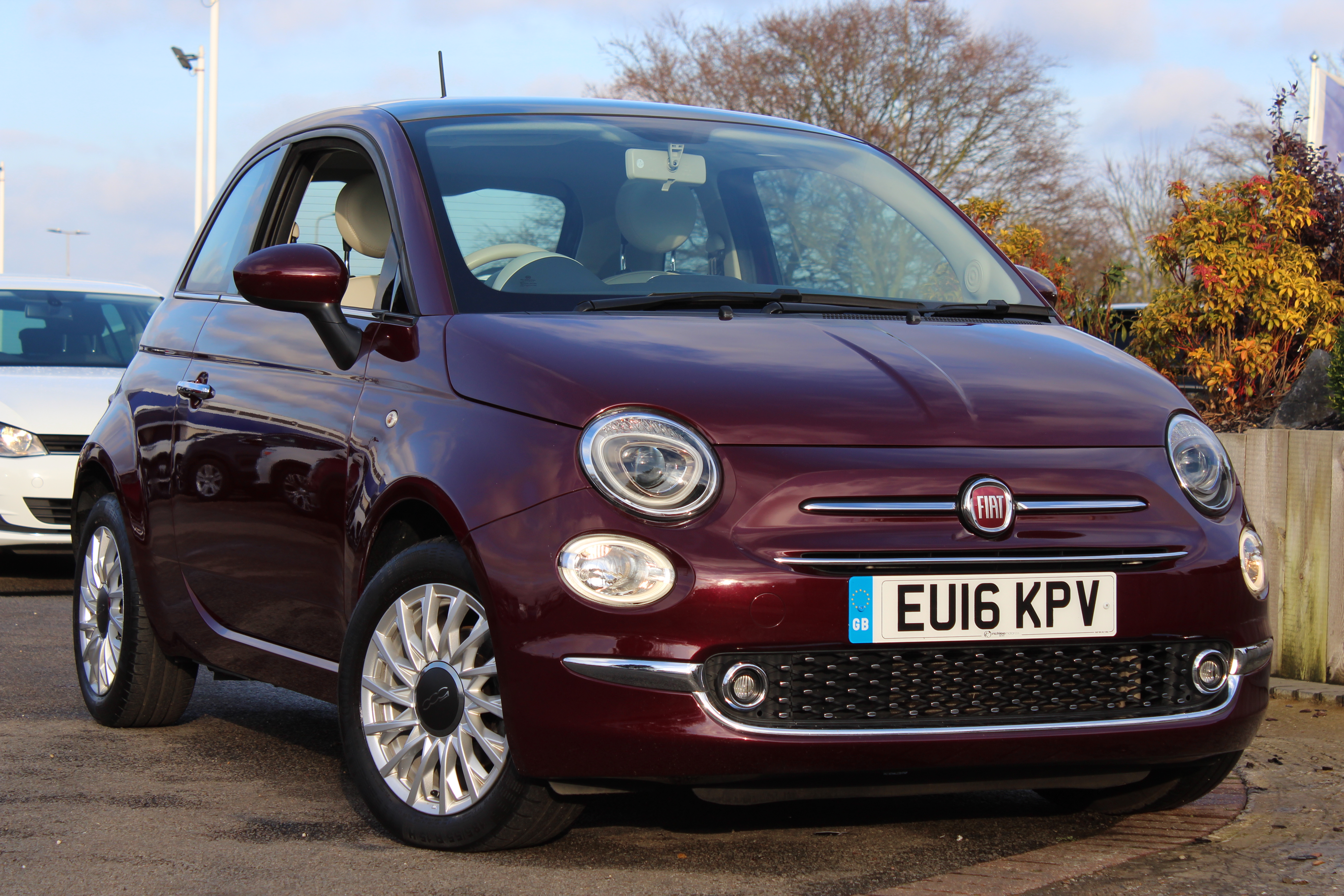 FIAT 500 1.2 Lounge 3dr For Sale :: Richlee Motor Co. Ltd