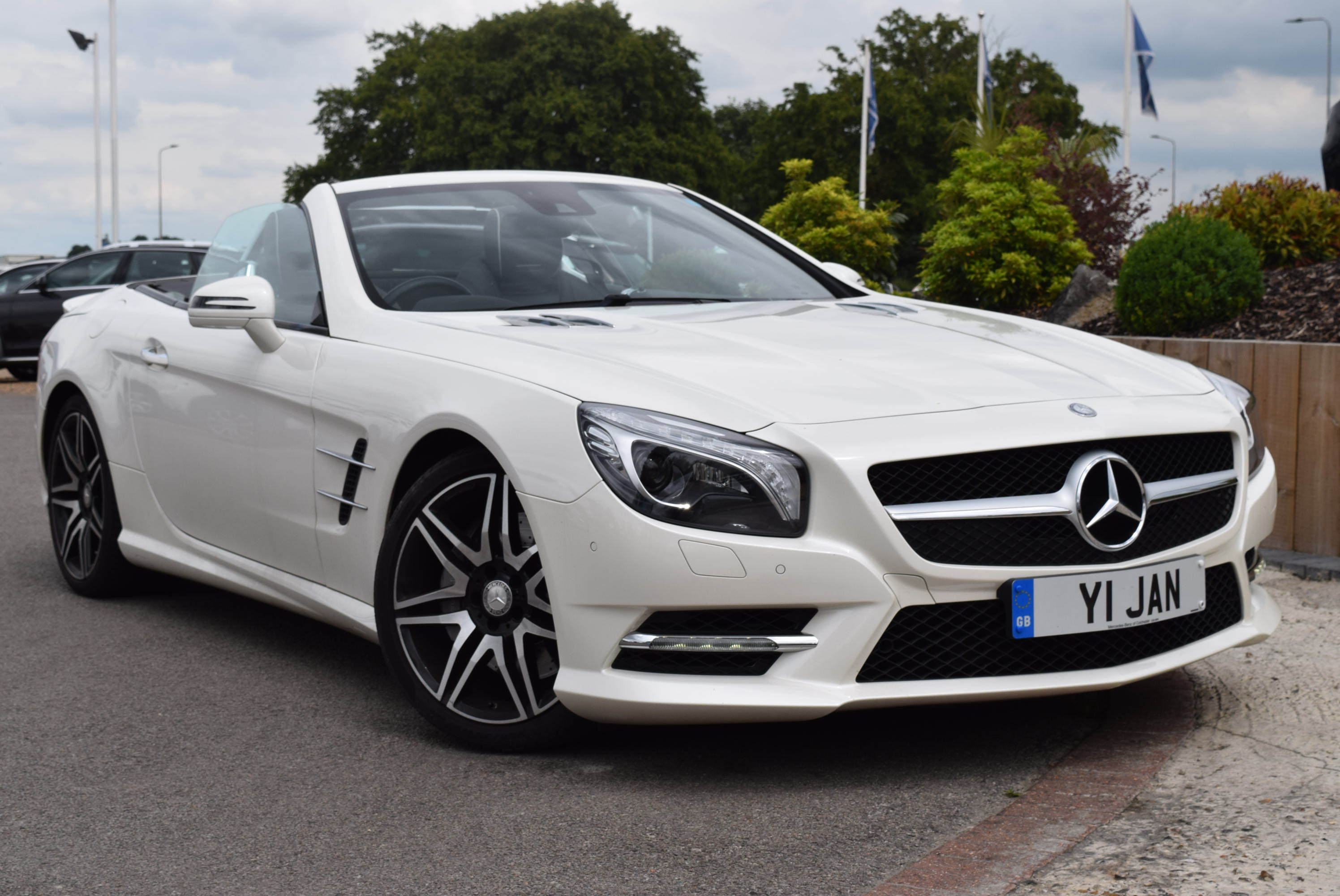 MERCEDES-BENZ SL CLASS SL 500 AMG Sport 2dr Auto For Sale
