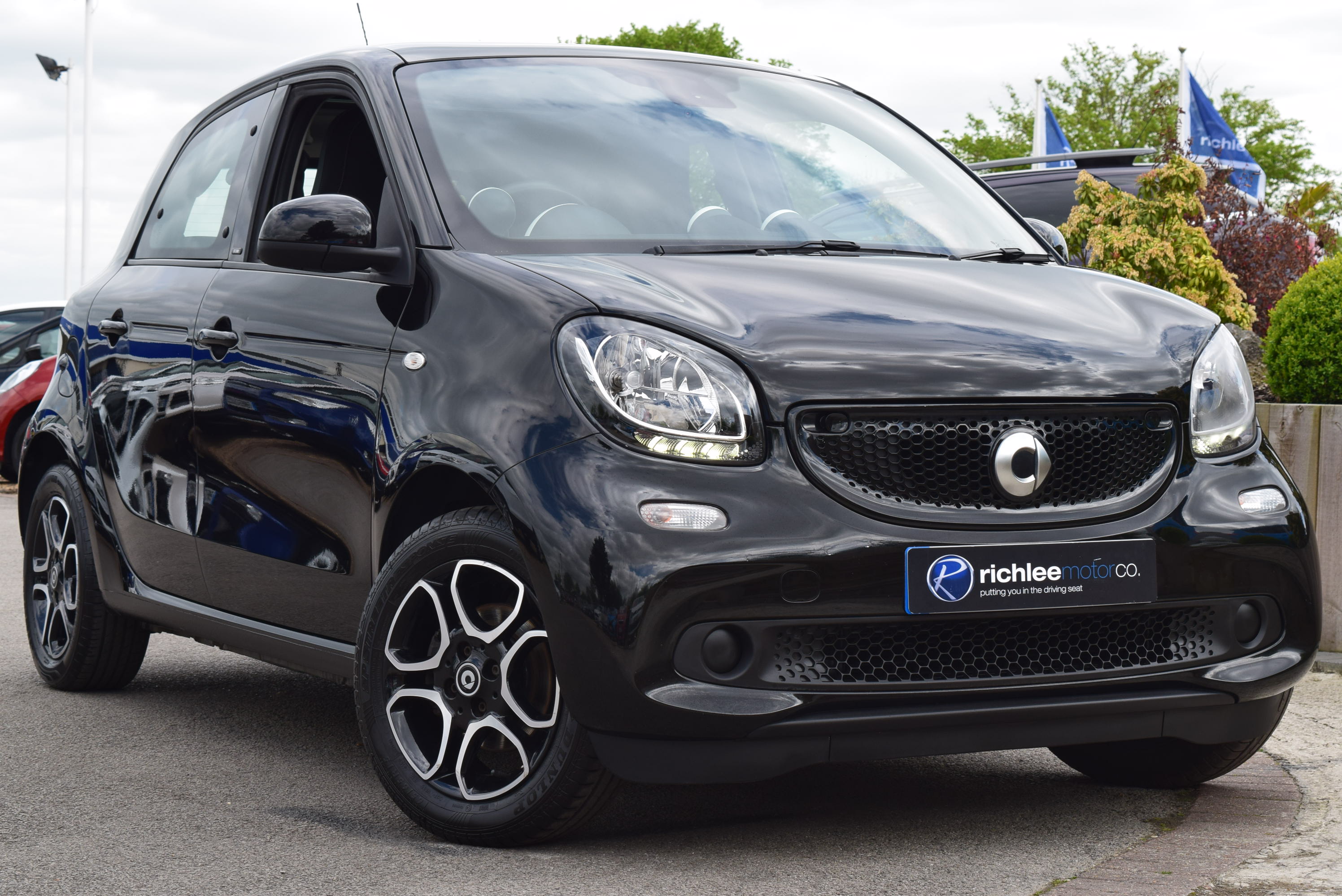 SMART FORFOUR HATCHBACK 1.0 Prime Premium 5dr For Sale Richlee Motor