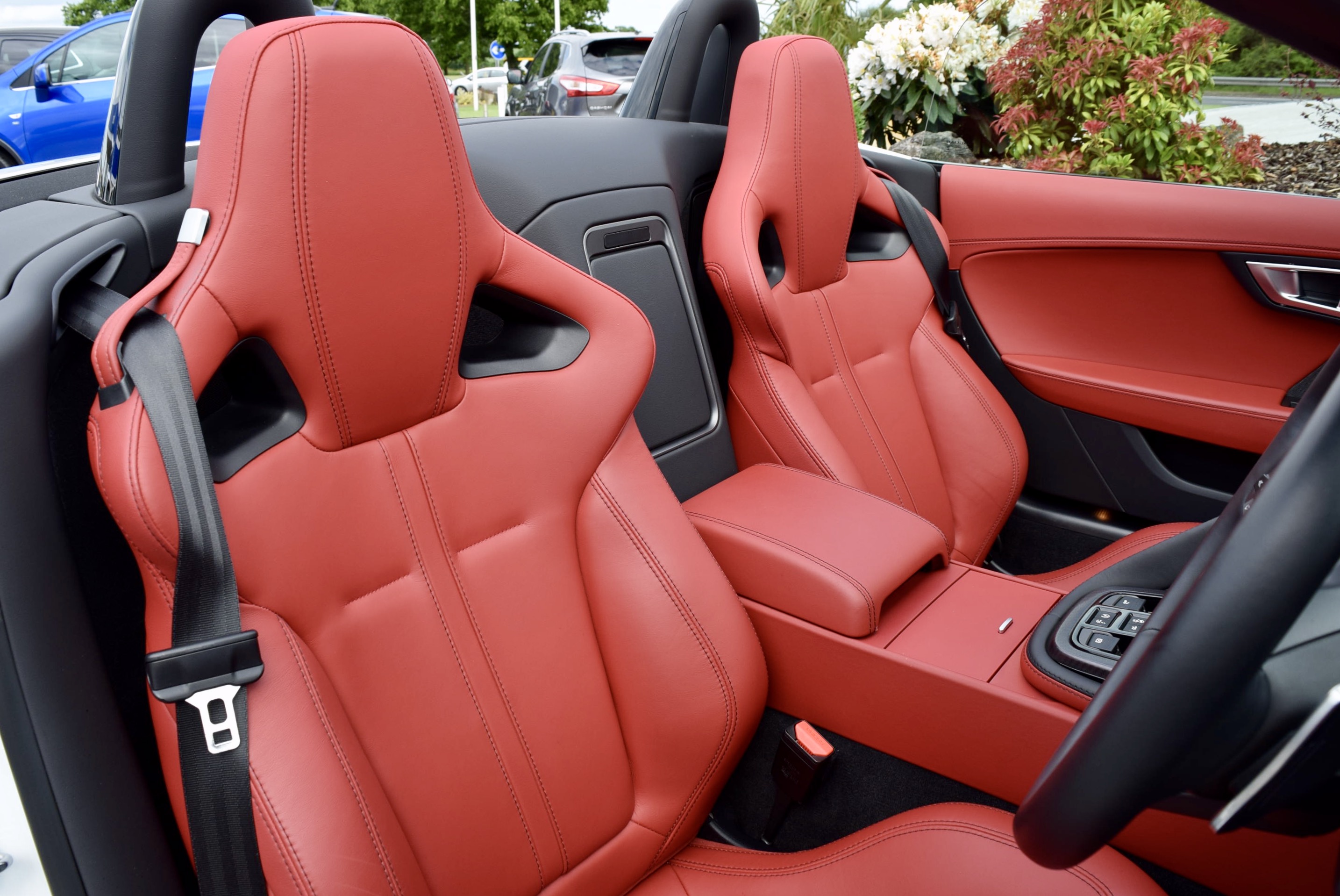 JAGUAR F-TYPE 5.0 Supercharged V8 R 2dr Auto AWD For Sale