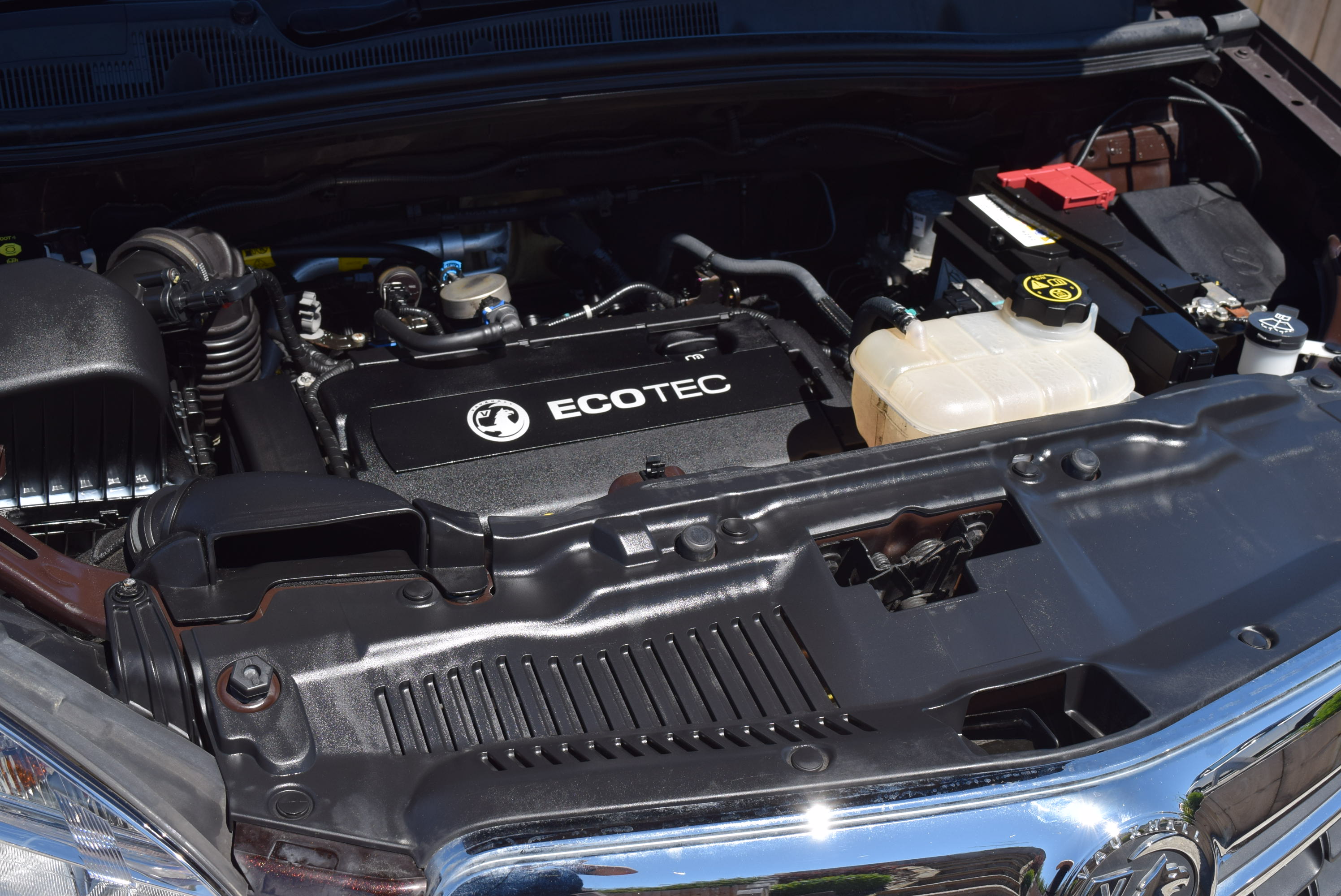 VAUXHALL MOKKA 1.6i SE 5dr For Sale Richlee Motor Co. Ltd