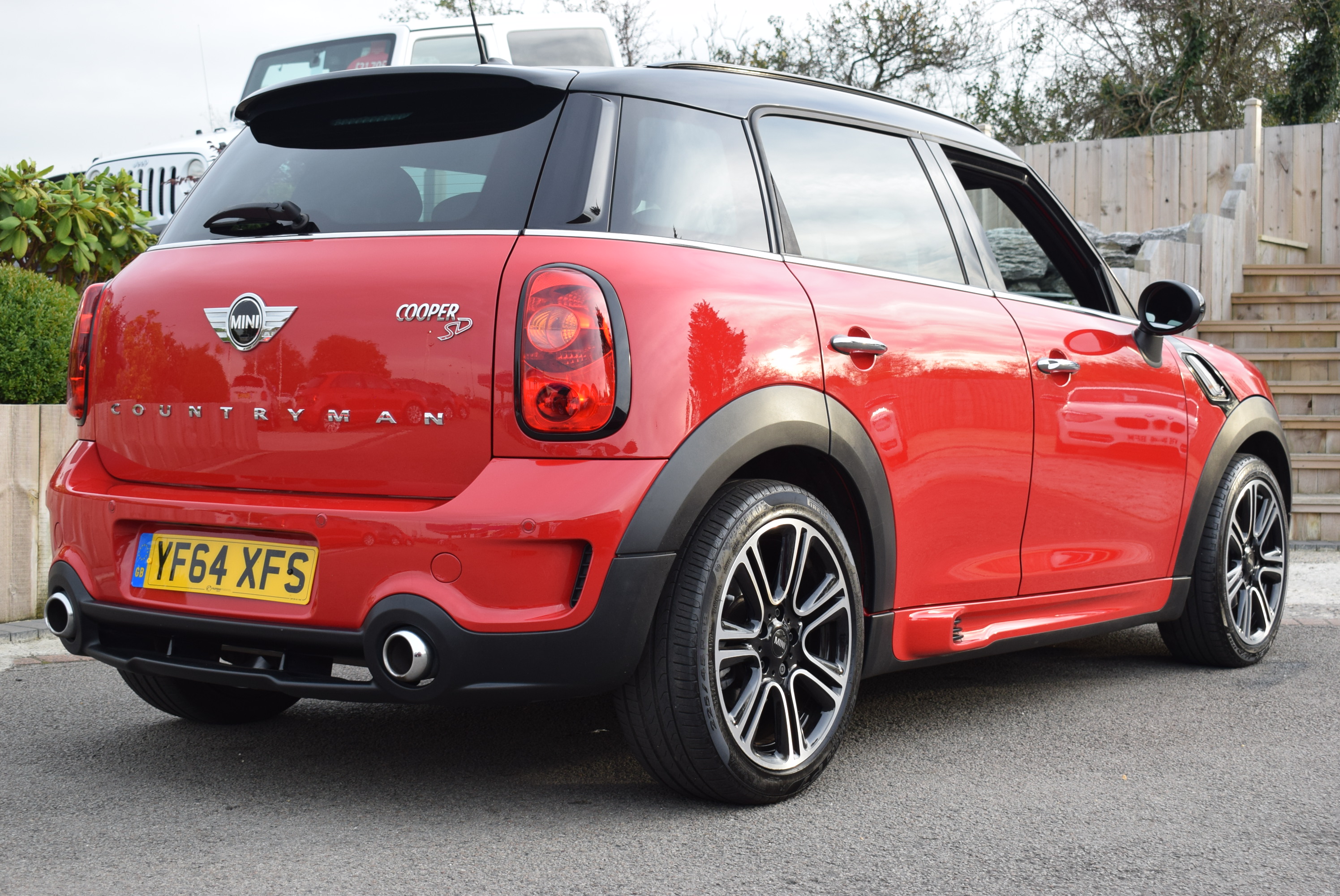 MINI COUNTRYMAN 2.0 Cooper S D 5dr For Sale :: Richlee Motor Co. Ltd