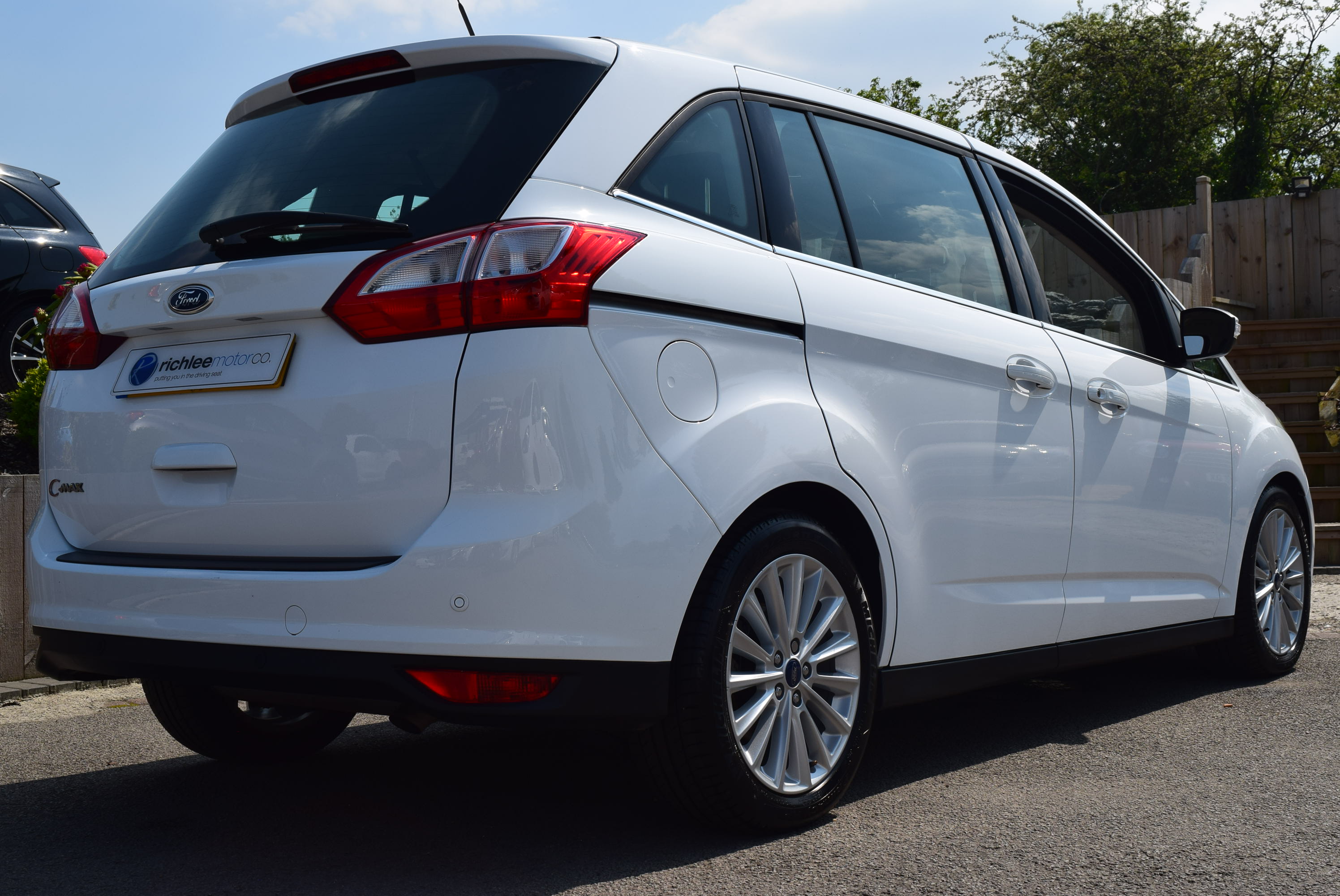 FORD GRAND CMAX 2.0 TDCi Titanium 5dr For Sale Richlee