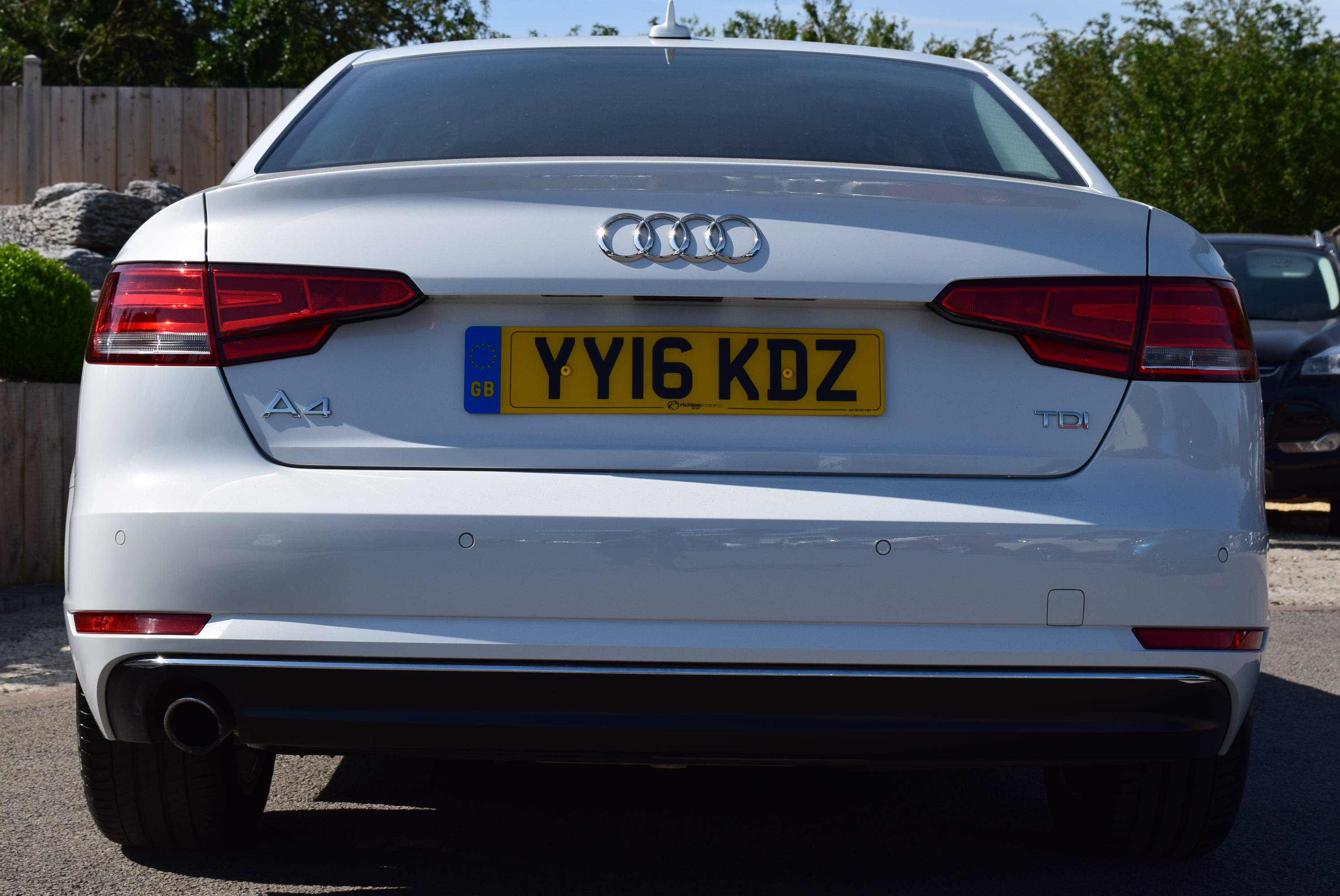 AUDI A4 2 0 TDI Ultra SE 4dr S Tronic For Sale Richlee Motor Co Ltd