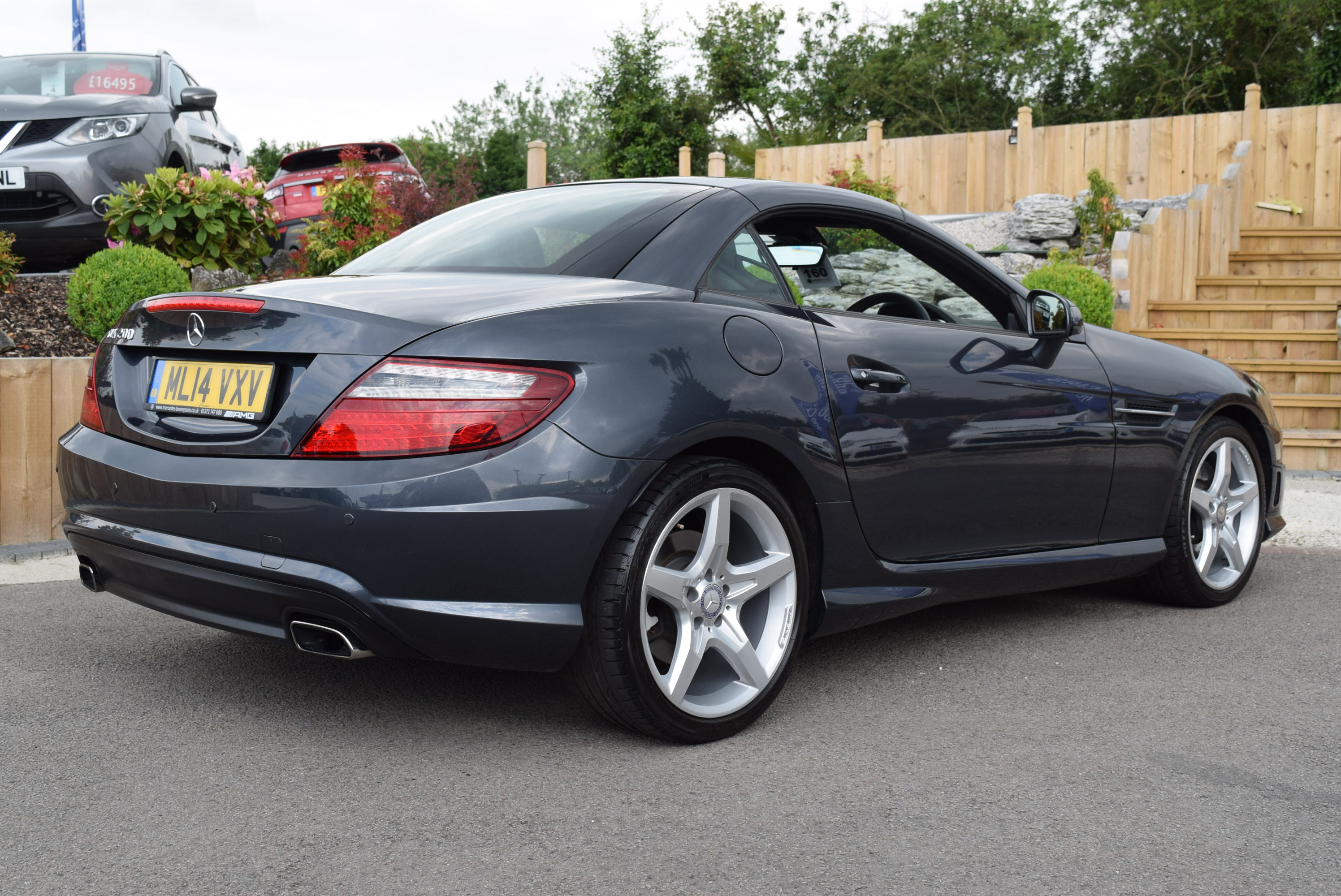MERCEDES-BENZ SLK SLK 200 BlueEFFICIENCY AMG Sport 2dr Tip Auto For Sale