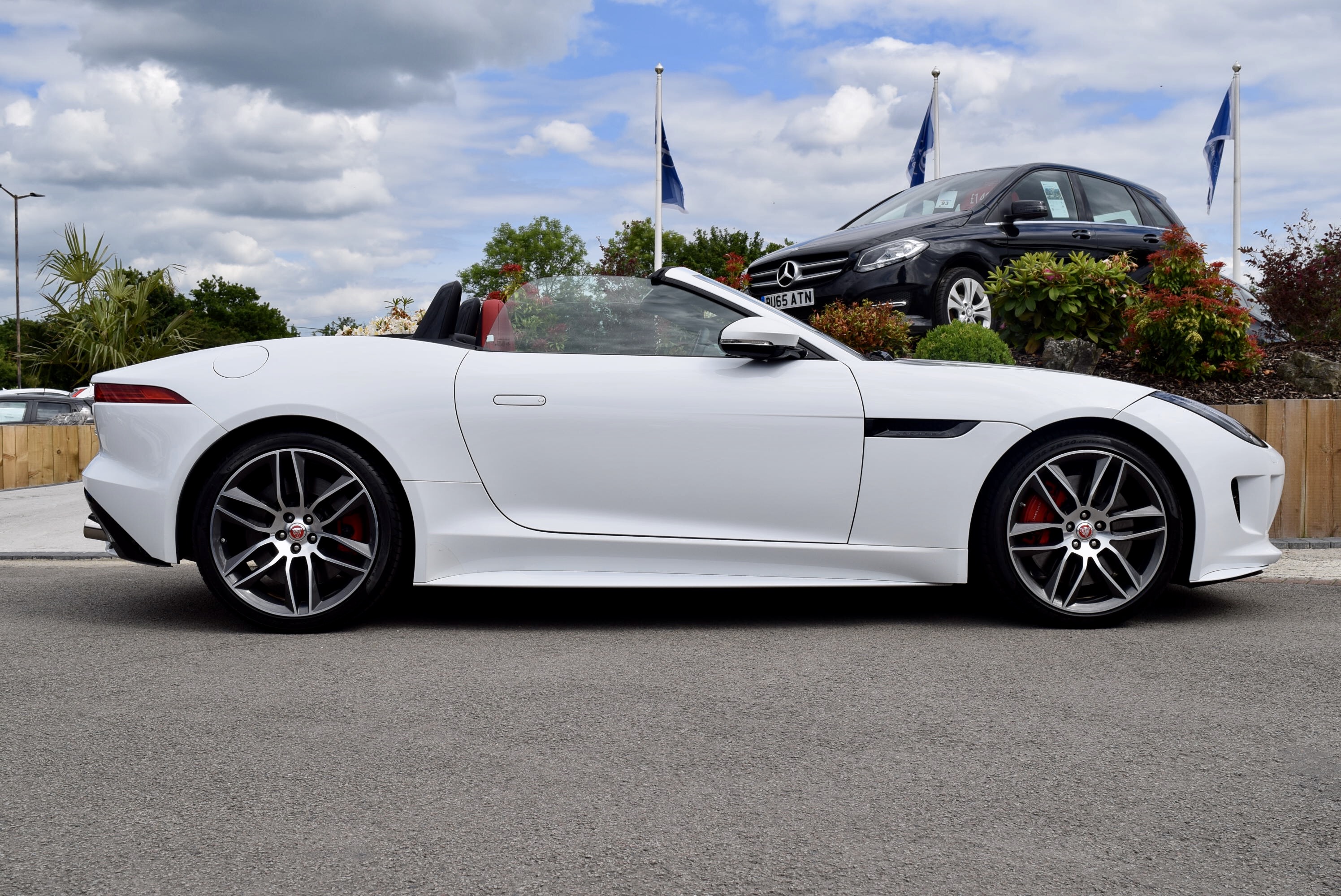 JAGUAR F-TYPE 5.0 Supercharged V8 R 2dr Auto AWD For Sale