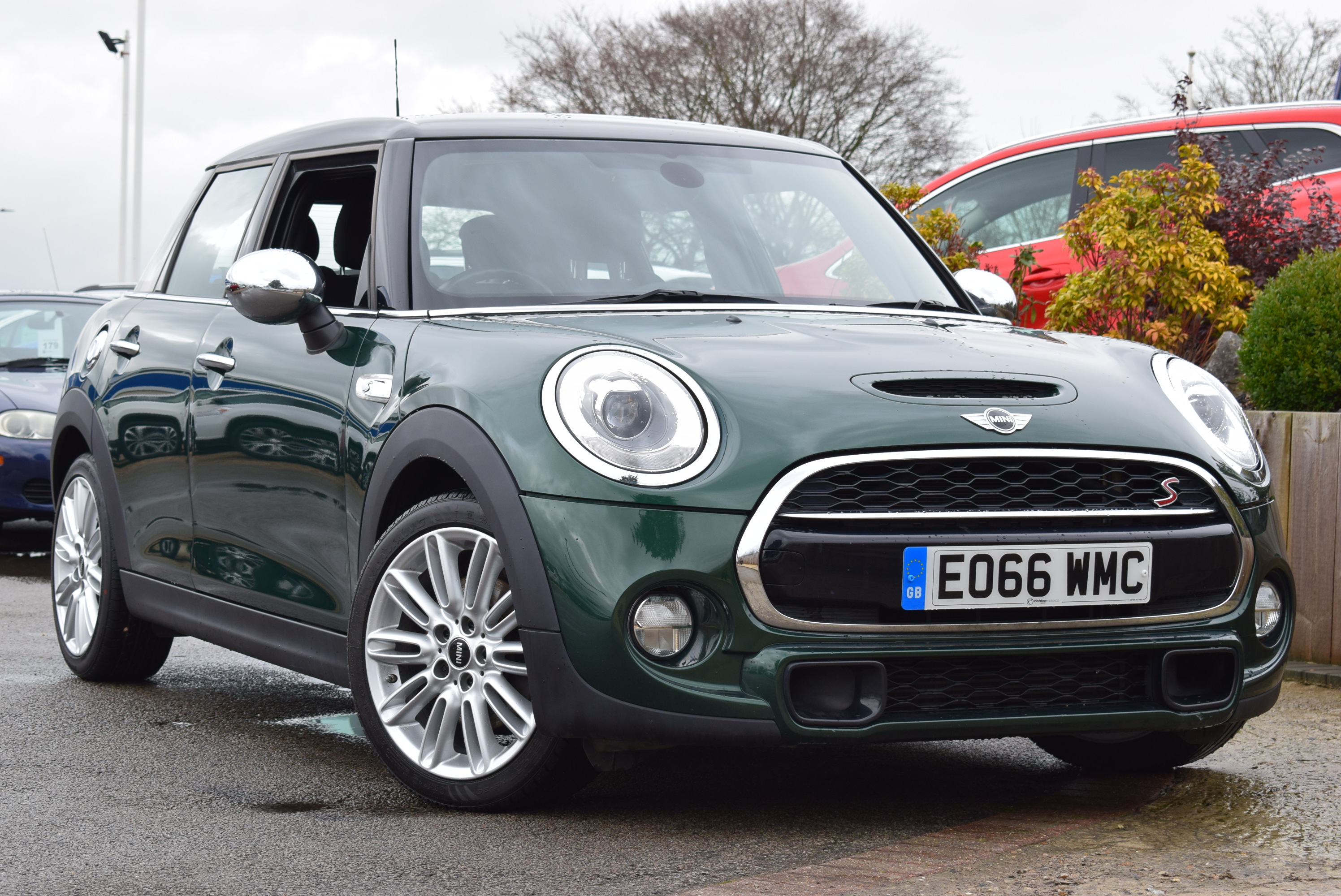MINI HATCHBACK 2.0 Cooper S 5dr For Sale Richlee Motor Co. Ltd