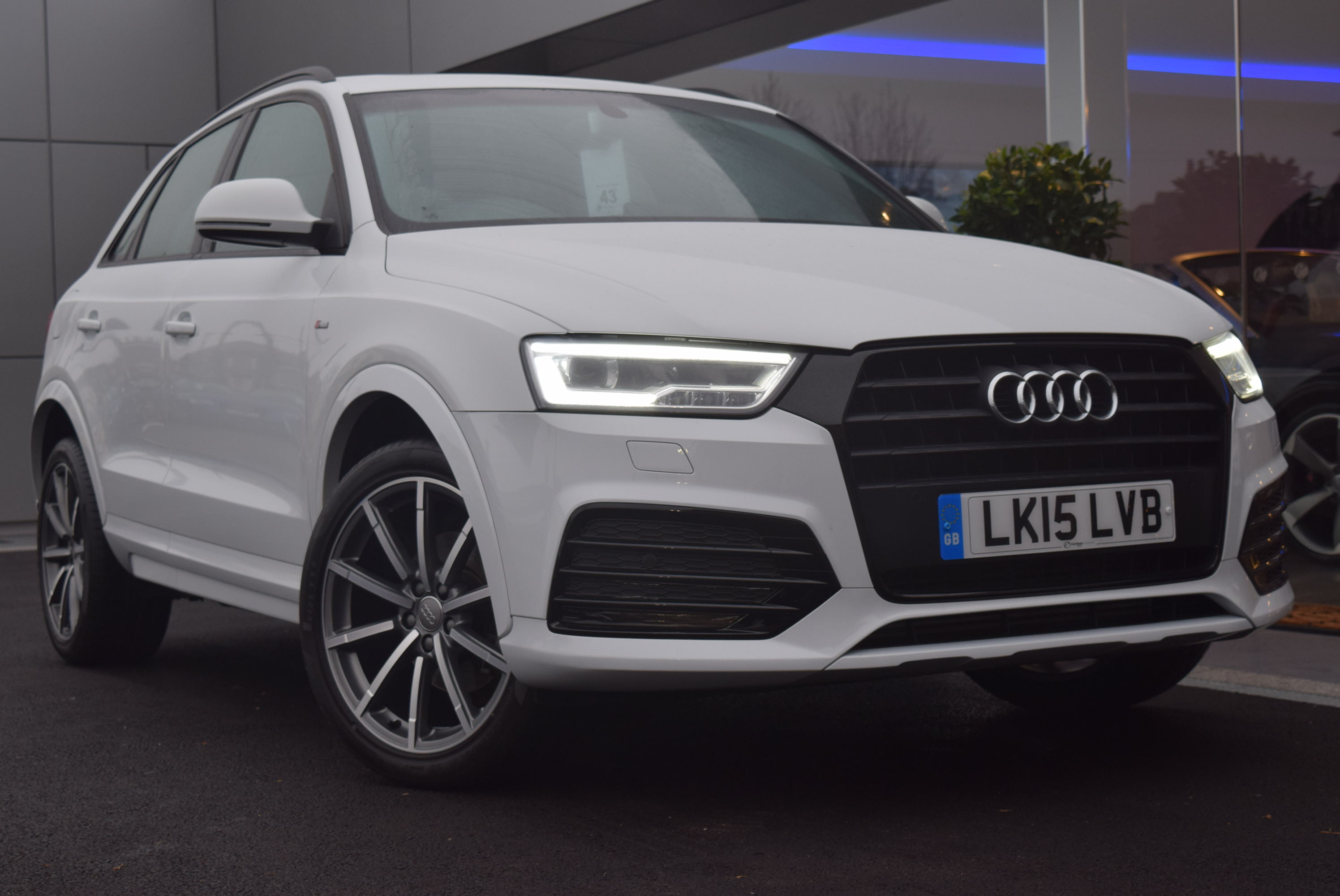 AUDI Q3 2.0T FSI Quattro S Line 5dr S Tronic For Sale