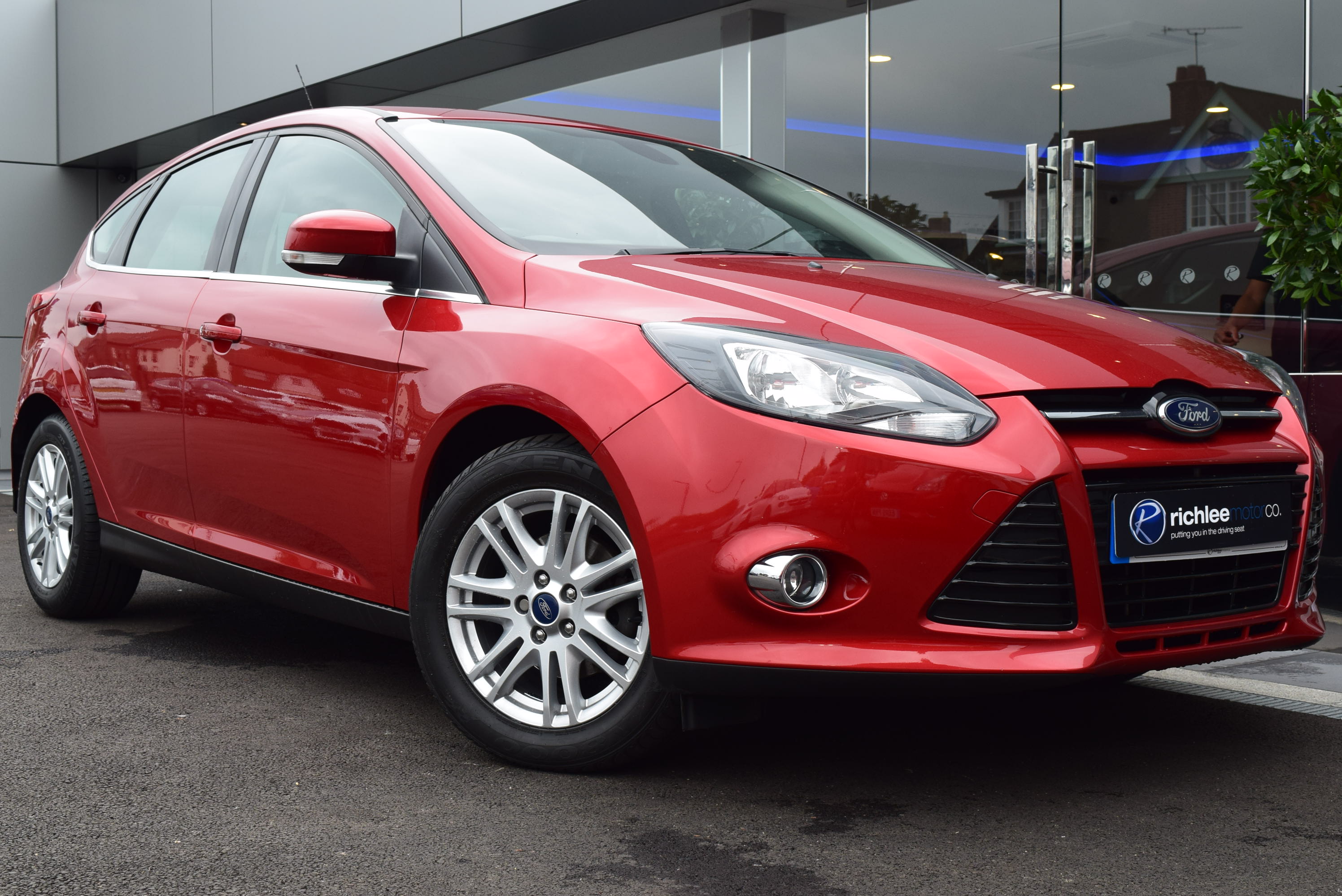 FORD FOCUS 1.6 125 Titanium 5dr Powershift For Sale :: Richlee Motor Co