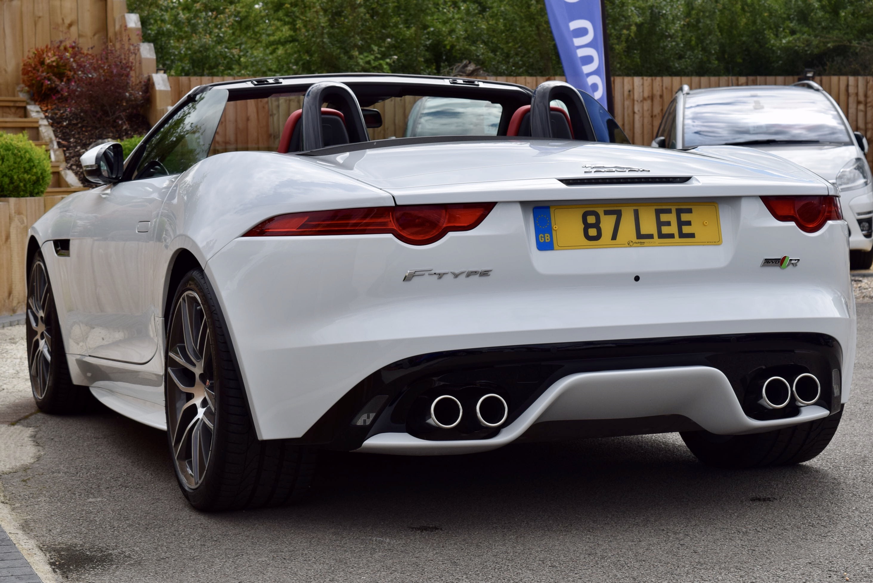 JAGUAR F-TYPE 5.0 Supercharged V8 R 2dr Auto AWD For Sale