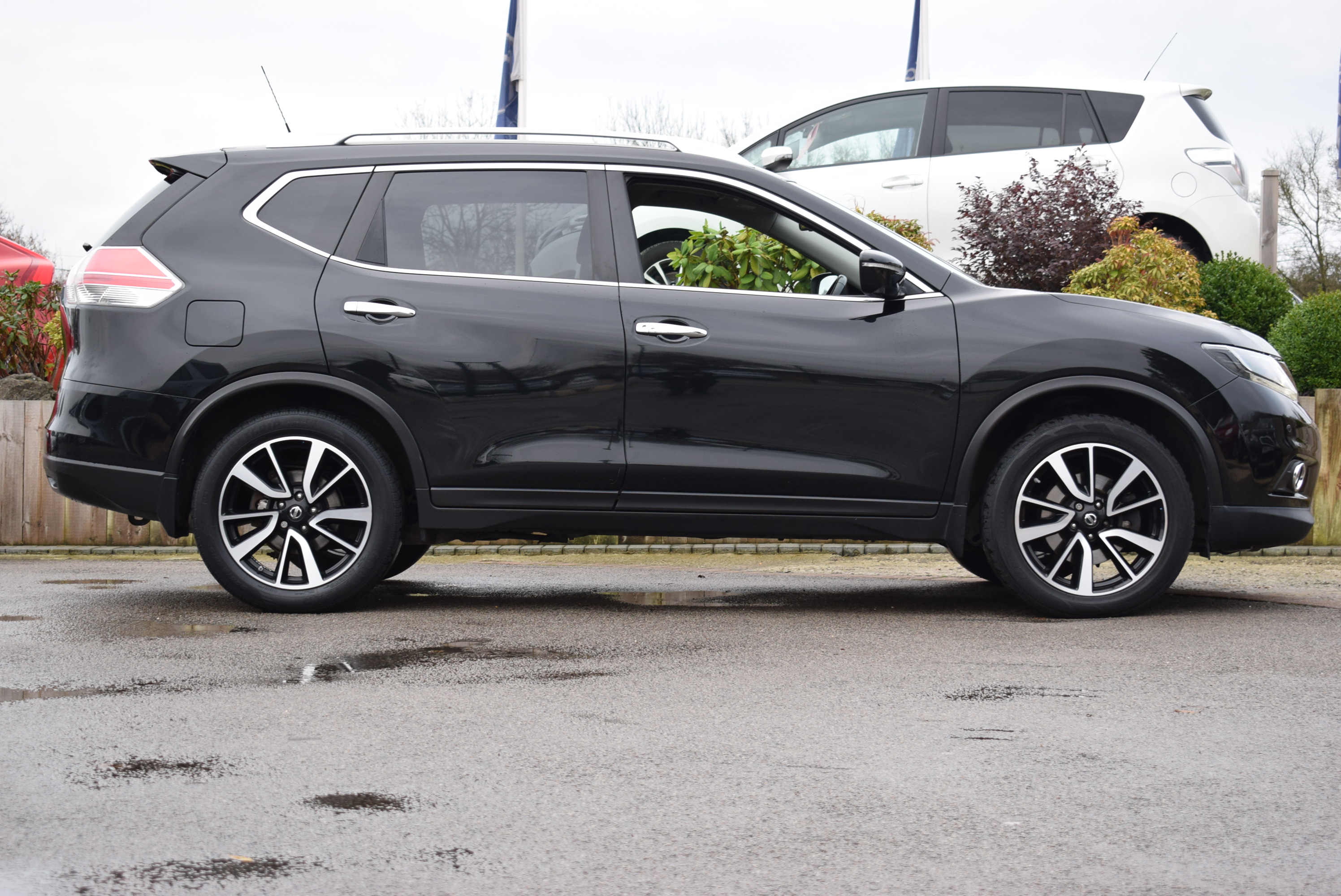 NISSAN XTRAIL 1.6 dCi NTec 5dr 4WD [7 Seat] For Sale Richlee Motor