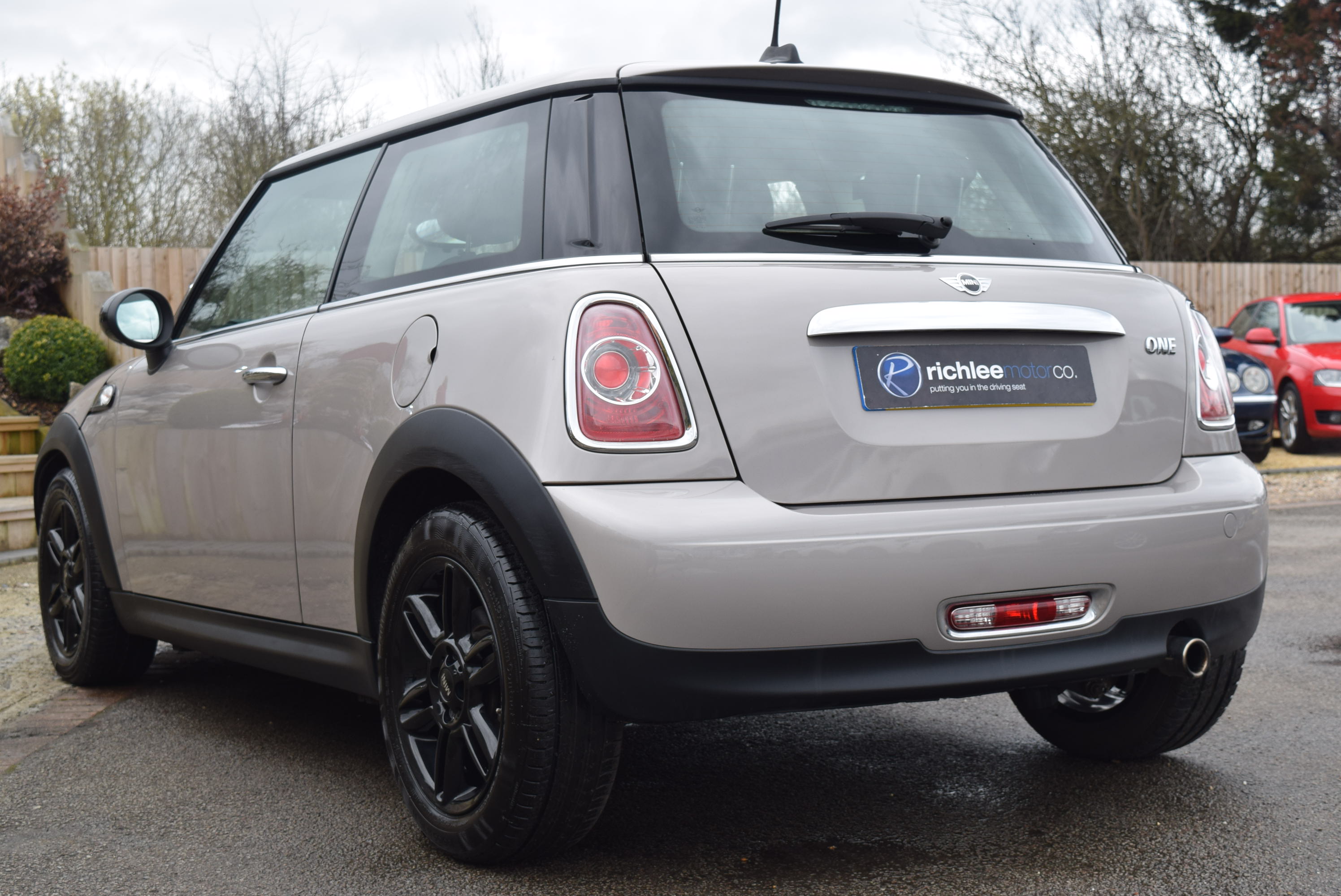 Mini Hatchback 16 One Baker Street 3dr For Sale Richlee Motor Co