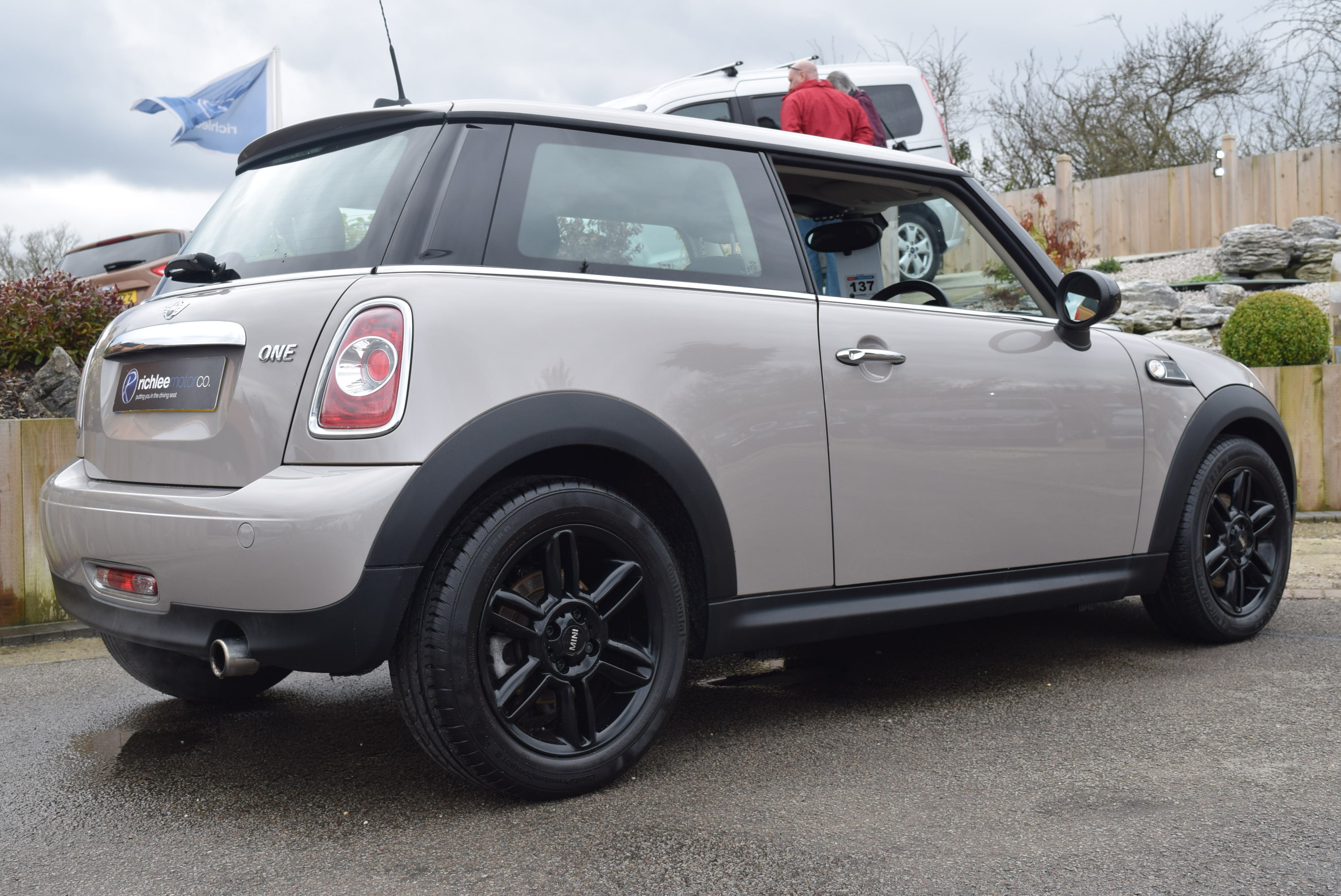 Mini Hatchback 16 One Baker Street 3dr For Sale Richlee Motor Co