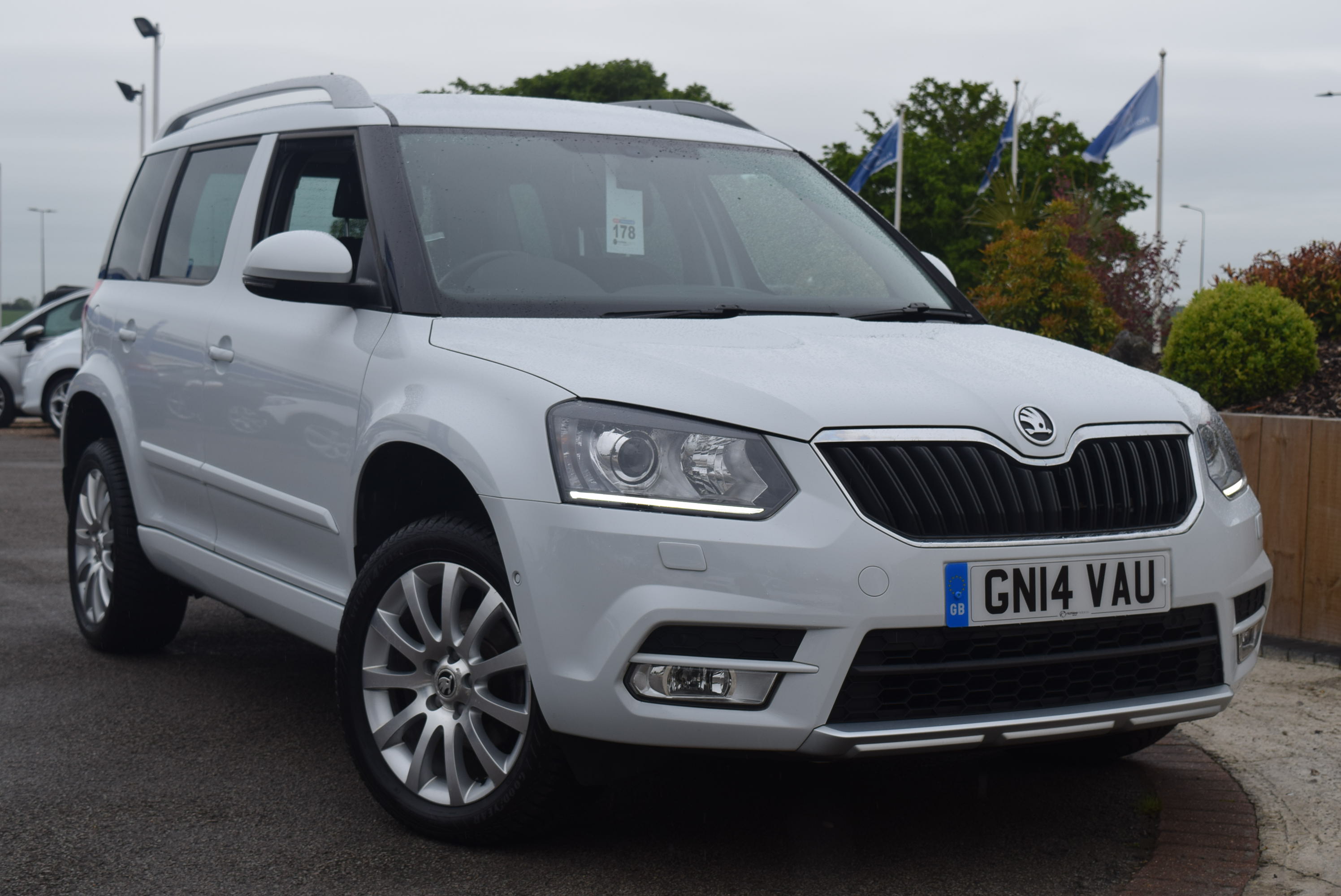 SKODA YETI 2.0 TDI CR Elegance 5dr For Sale :: Richlee Motor Co. Ltd SKODA YETI 2.0 TDI CR Elegance 5dr For Sale :: Richlee Motor Co. Ltd