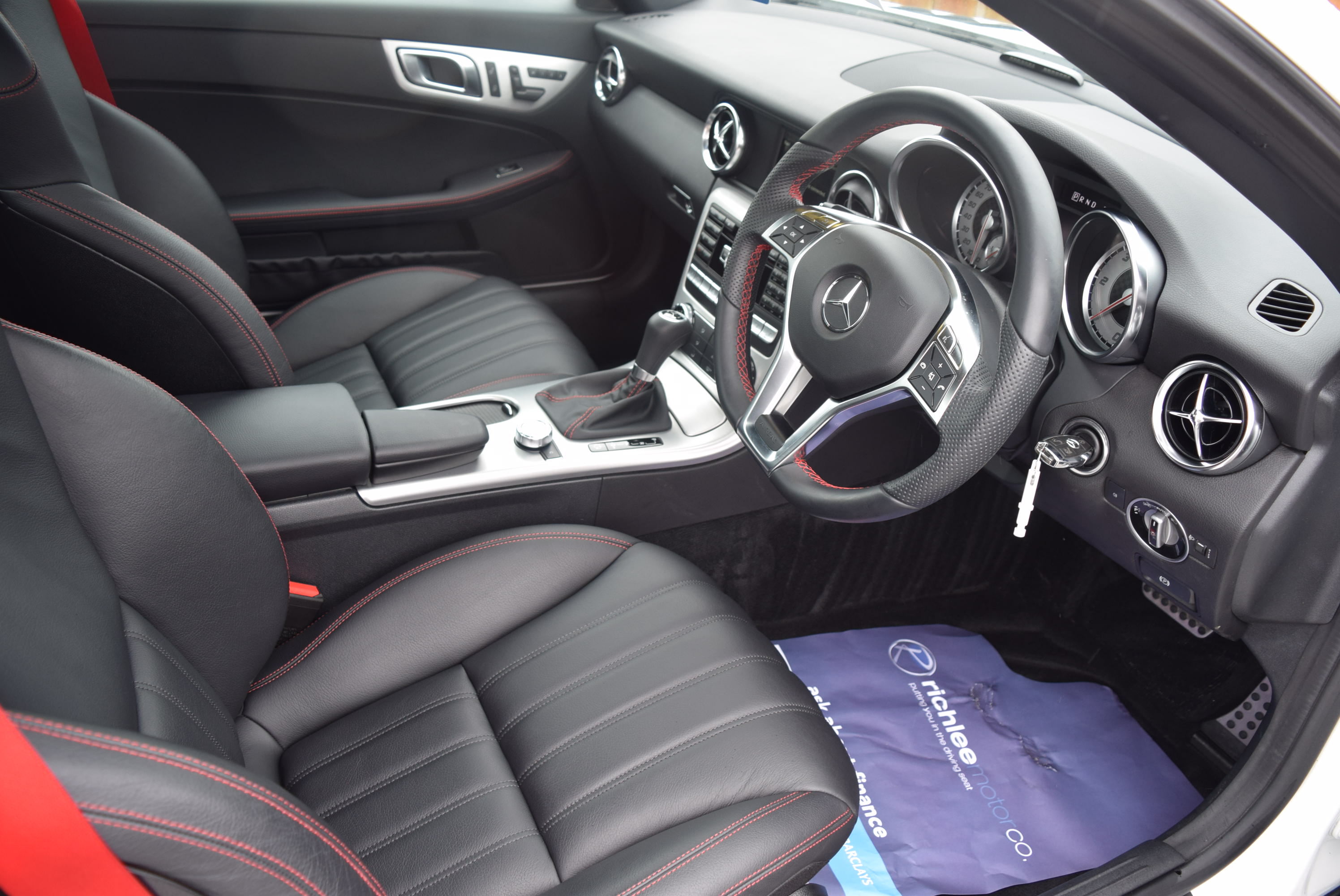 MERCEDES-BENZ SLK SLK 250 CDI BlueEFFICIENCY AMG Sport 2dr Tip Auto For Sale