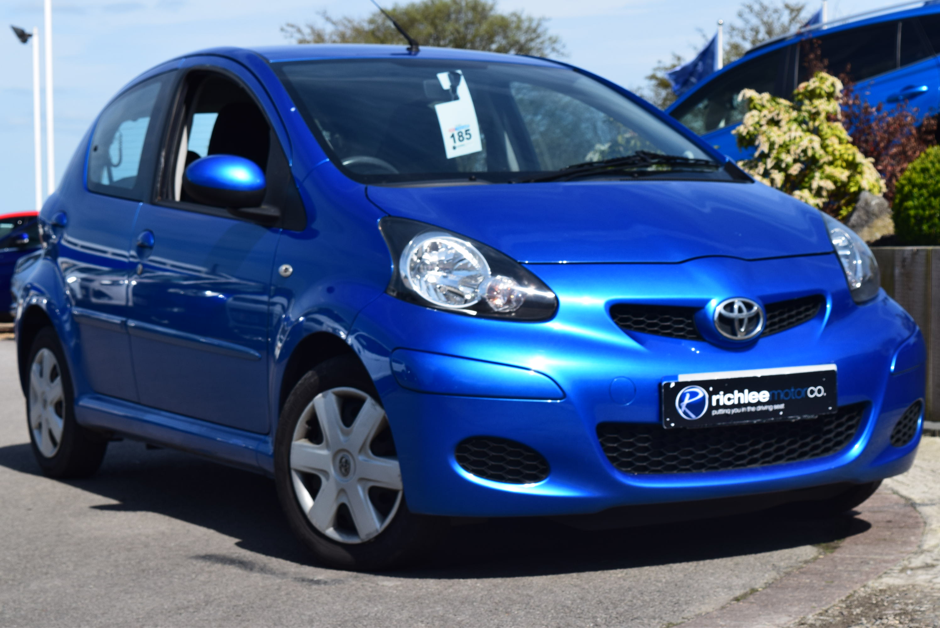 TOYOTA AYGO 1.0 VVT-i Blue 5dr For Sale :: Richlee Motor Co. Ltd