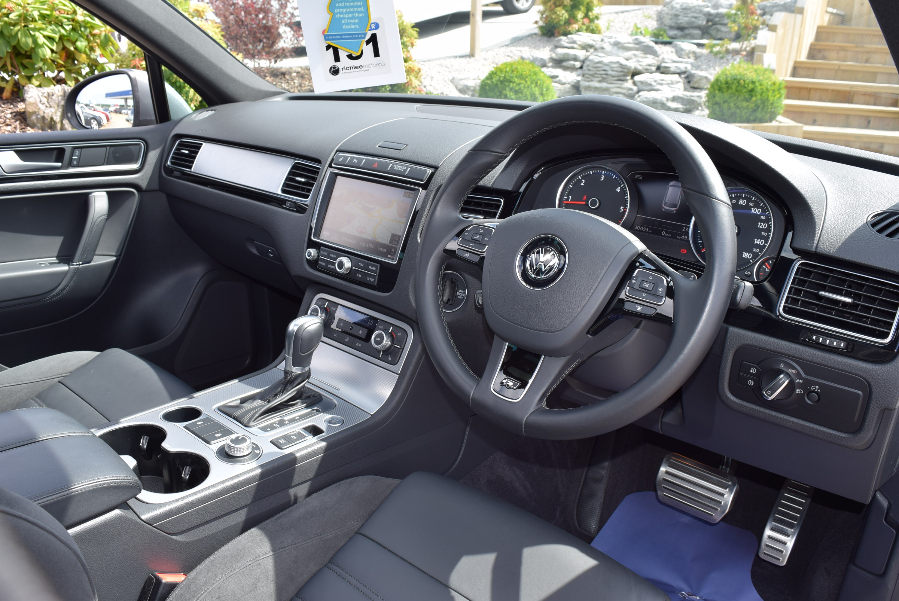 VOLKSWAGEN TOUAREG 3.0 V6 TDI BlueMotion Tech R Line 5dr Tip Auto For Sale