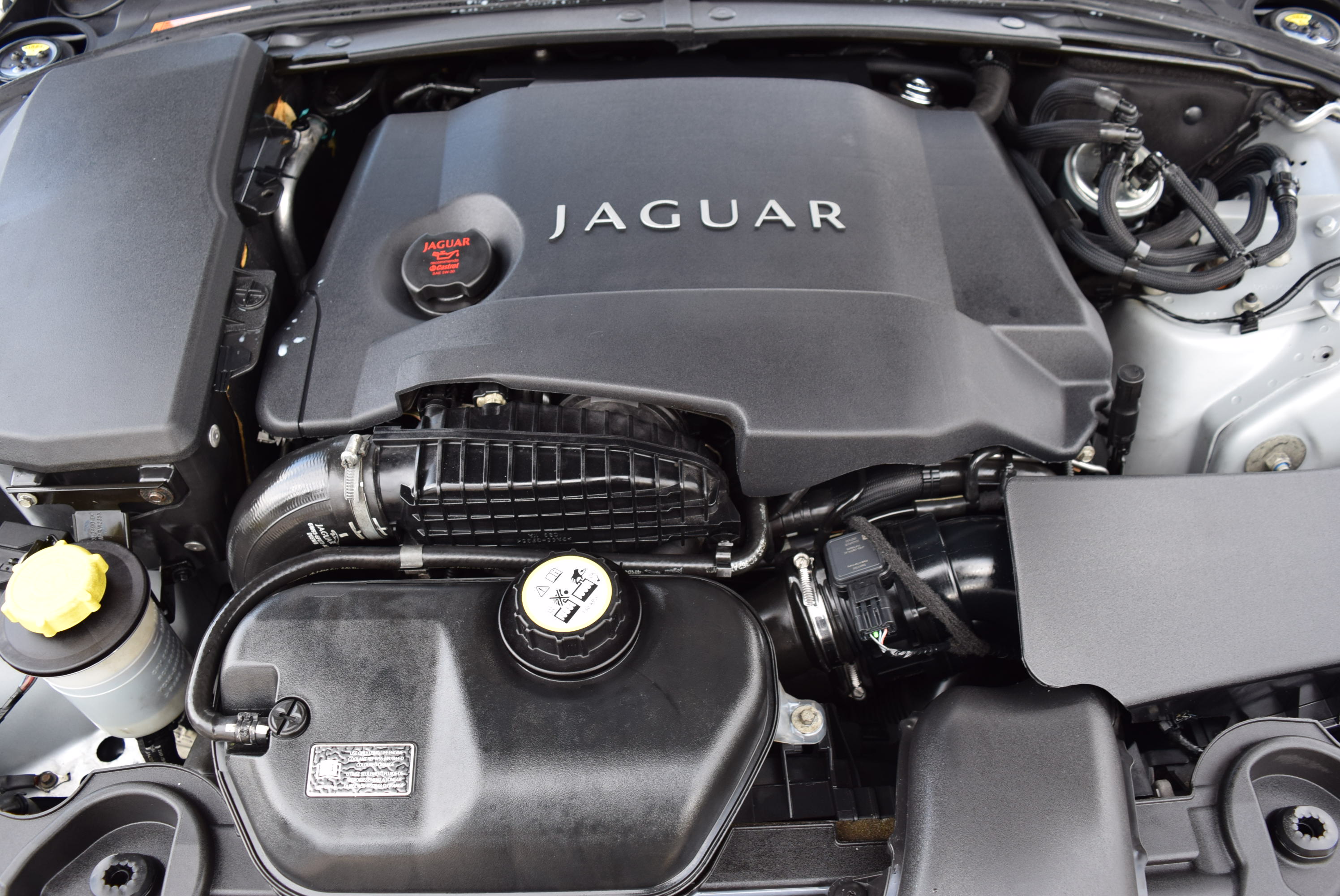 JAGUAR XF 3.0d V6 S Premium Luxury 4dr Auto For Sale Richlee Motor